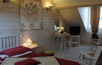 Le Vendome Cote Jardin Couette-café Tours